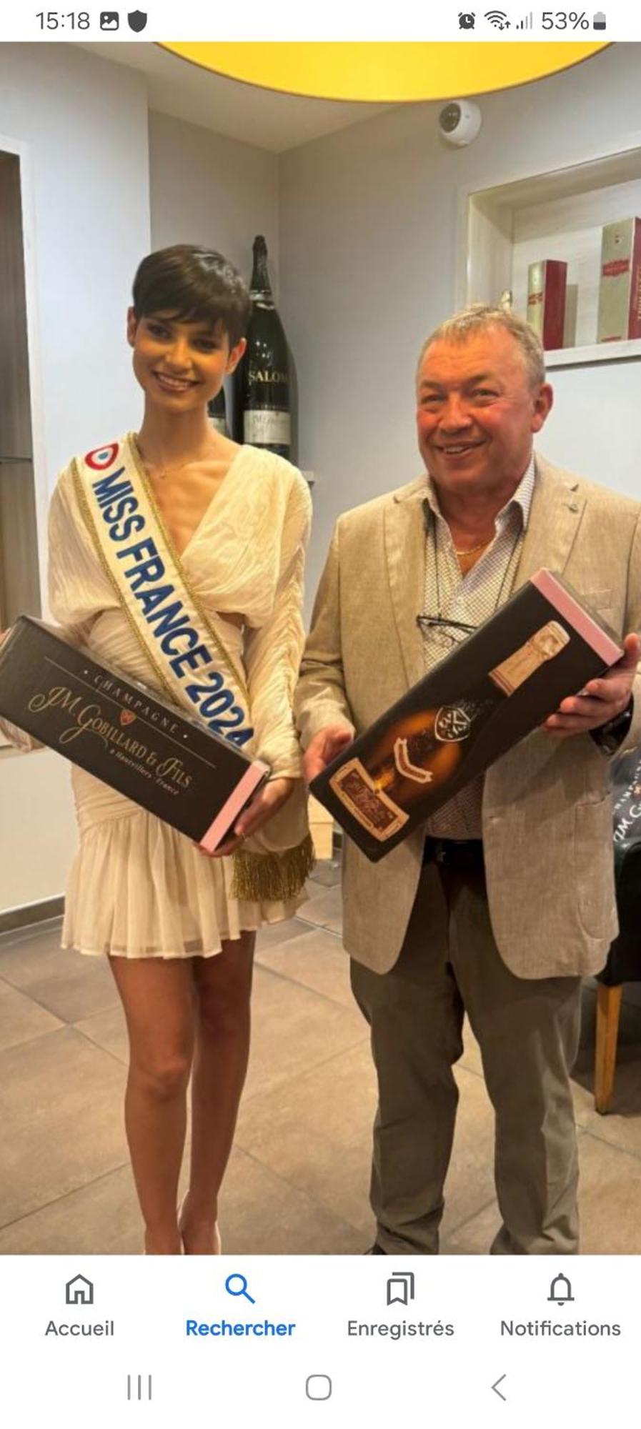 Les Loges Du Theatre Degustation Champagne Offerte Jacuzzi Sauna Jeux Velos Maison Prive 150M2 Historique 14Pers Max Emplacement Exceptionnel Et Chic, 200M De L'Avenue De Champagne, Gare, Musee, Jardins, Restaurations, Toutes Commodites Epernay Ngoại thất bức ảnh