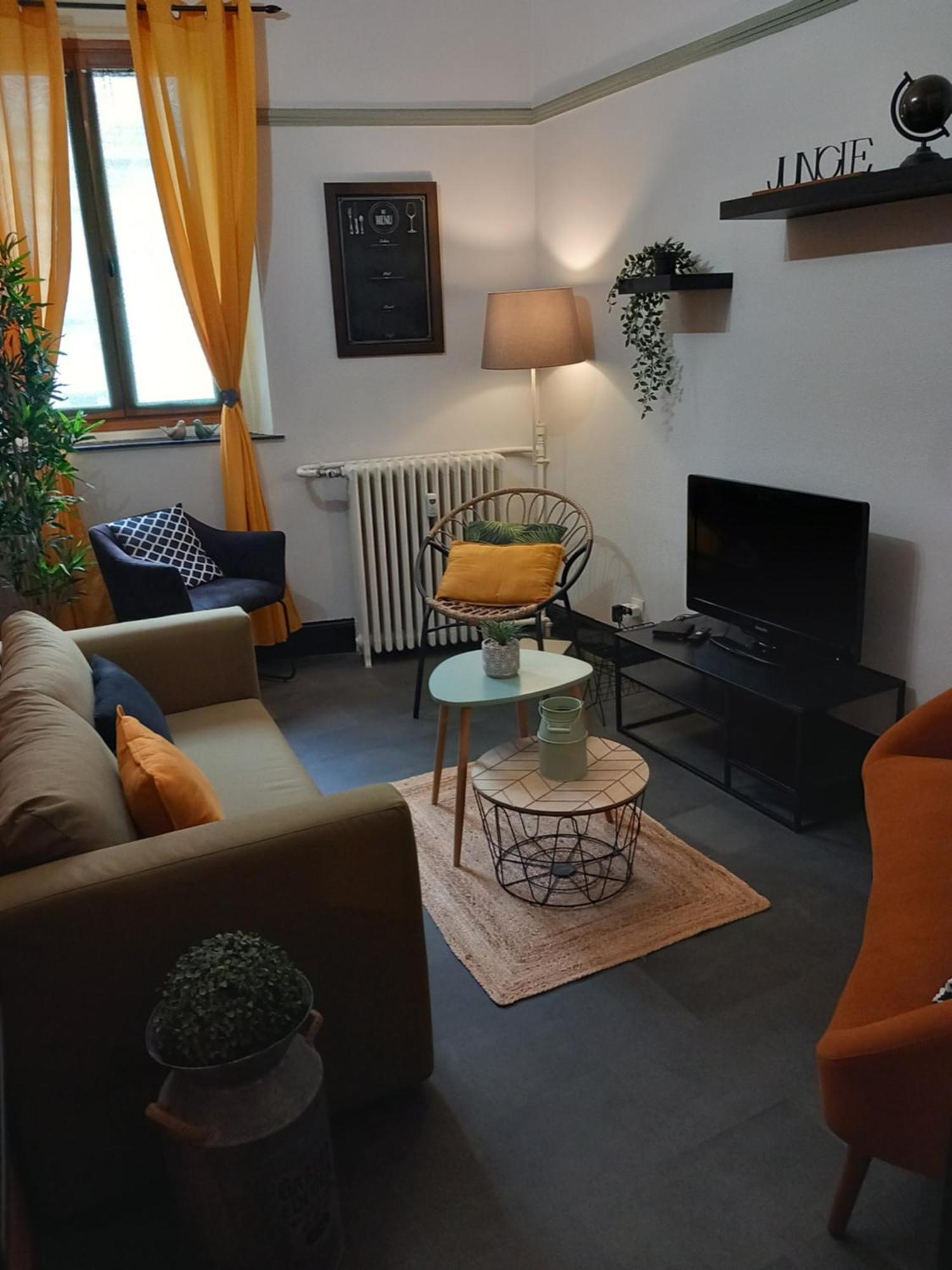 Les Loges Du Theatre Degustation Champagne Offerte Jacuzzi Sauna Jeux Velos Maison Prive 150M2 Historique 14Pers Max Emplacement Exceptionnel Et Chic, 200M De L'Avenue De Champagne, Gare, Musee, Jardins, Restaurations, Toutes Commodites Epernay Ngoại thất bức ảnh