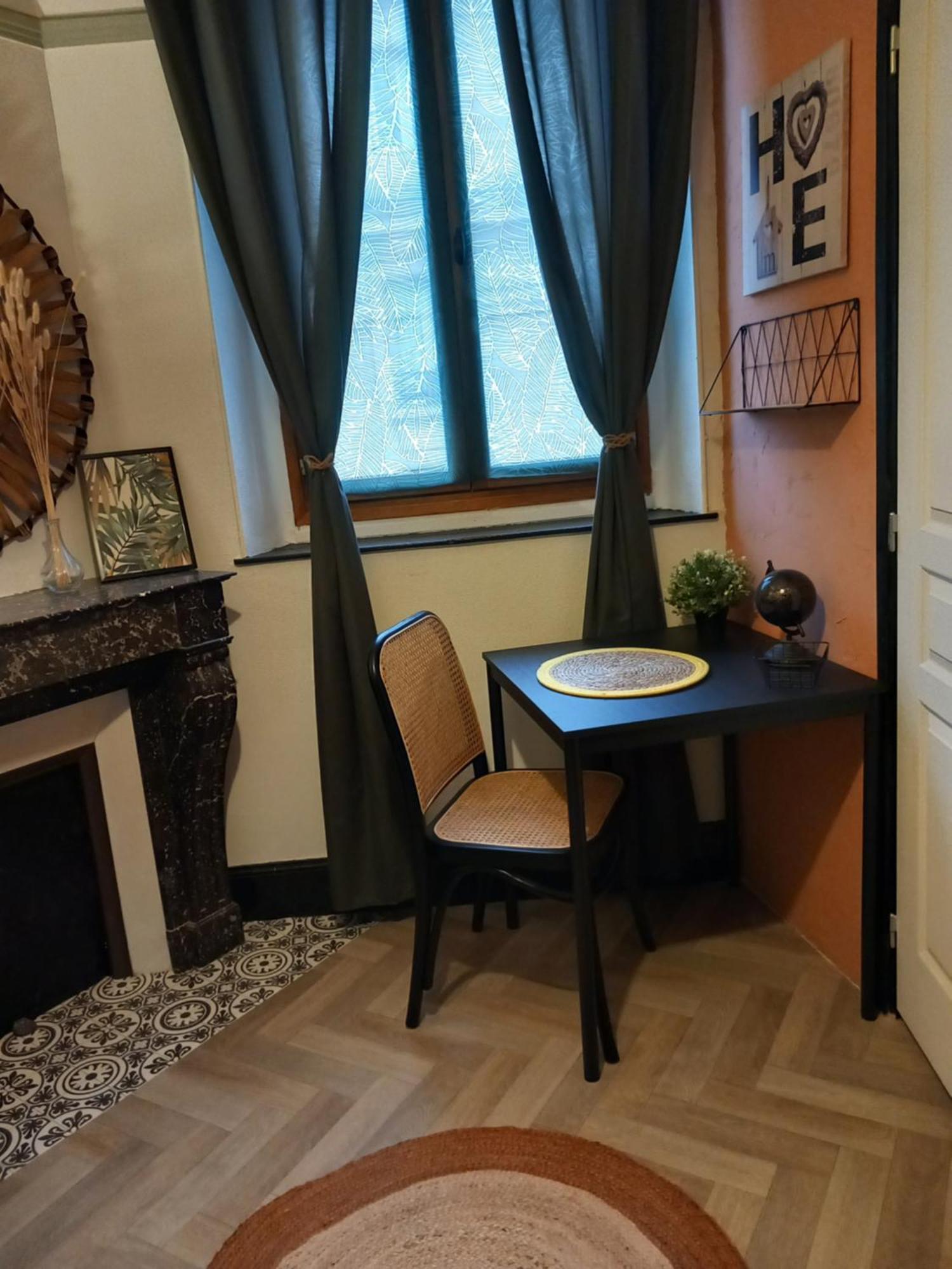 Les Loges Du Theatre Degustation Champagne Offerte Jacuzzi Sauna Jeux Velos Maison Prive 150M2 Historique 14Pers Max Emplacement Exceptionnel Et Chic, 200M De L'Avenue De Champagne, Gare, Musee, Jardins, Restaurations, Toutes Commodites Epernay Ngoại thất bức ảnh