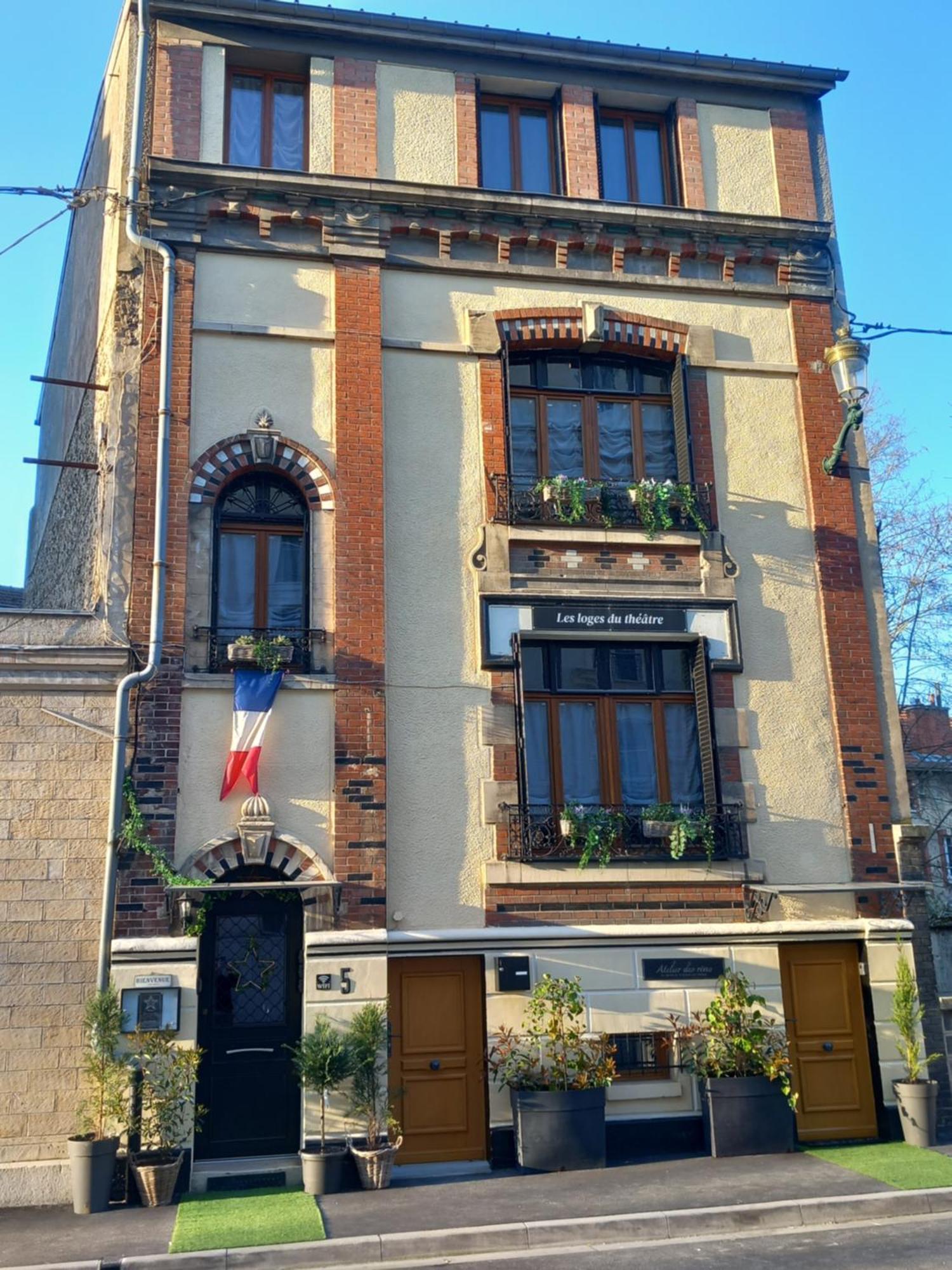 Les Loges Du Theatre Degustation Champagne Offerte Jacuzzi Sauna Jeux Velos Maison Prive 150M2 Historique 14Pers Max Emplacement Exceptionnel Et Chic, 200M De L'Avenue De Champagne, Gare, Musee, Jardins, Restaurations, Toutes Commodites Epernay Ngoại thất bức ảnh
